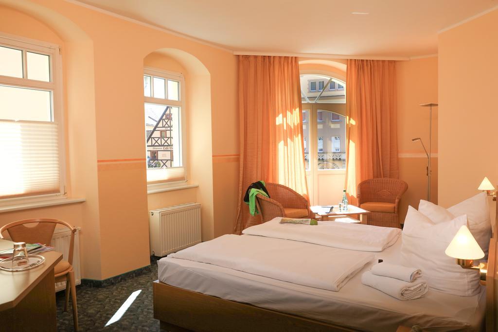 Hotel Wehlener Hof Штадт-Велен Екстер'єр фото